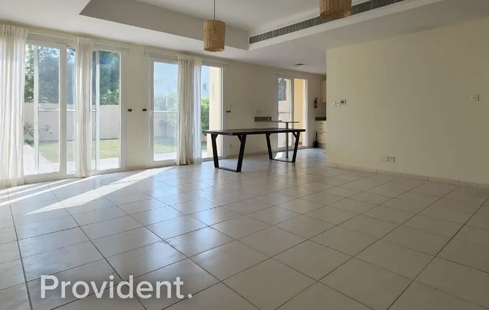 Villa - Provident Estate