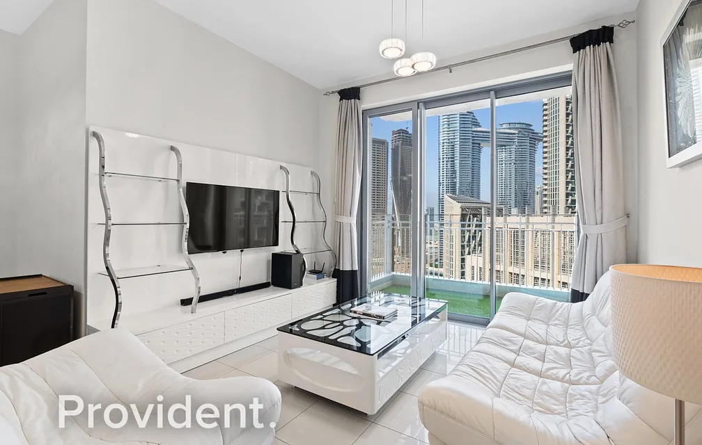 Apartment - Provident Estate