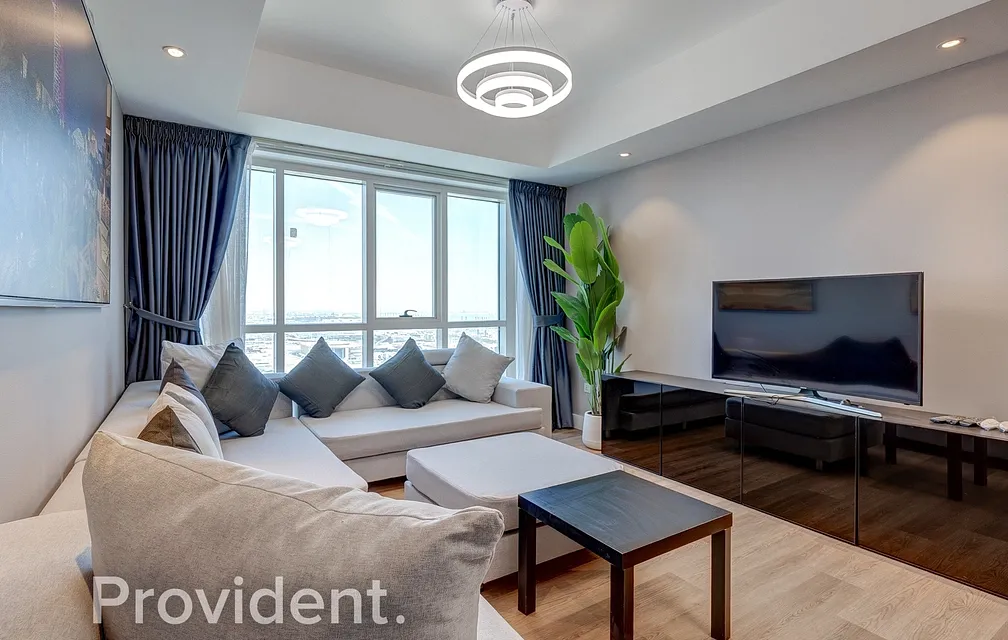 Apartment - Provident Estate