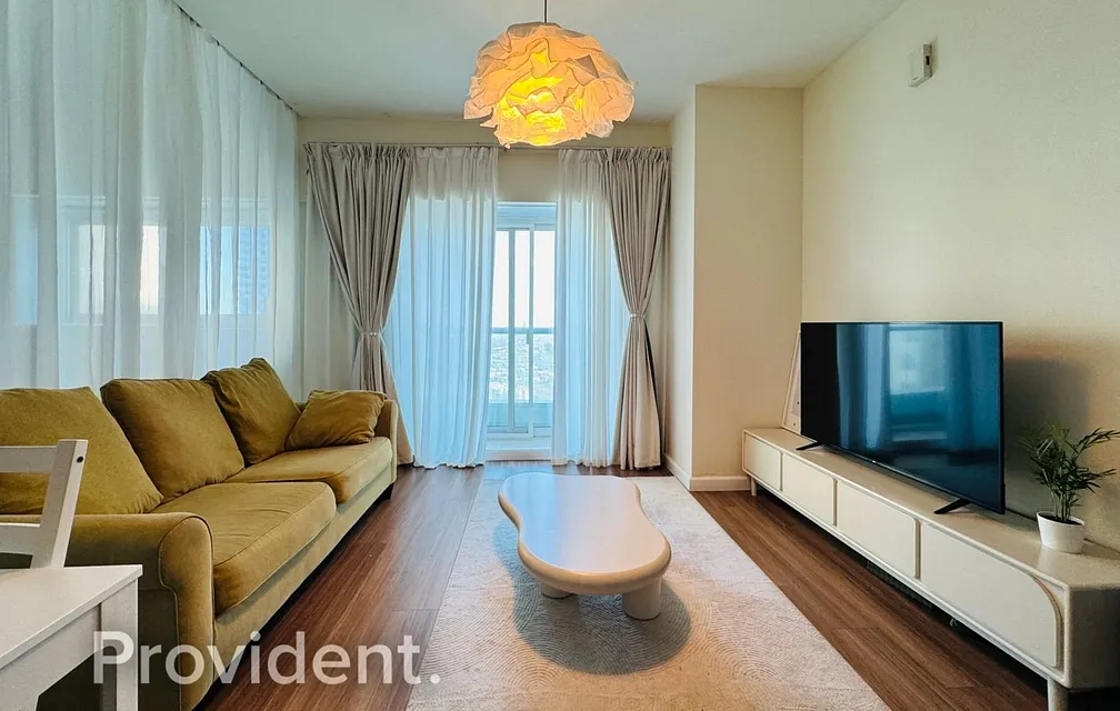 Apartment - Provident Estate
