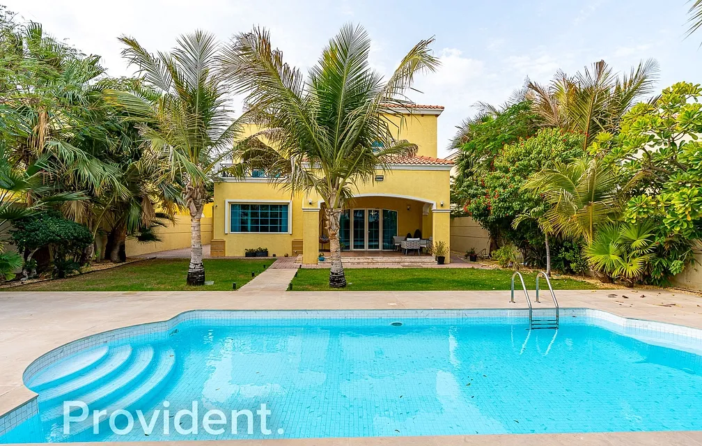 Villa - Provident Estate
