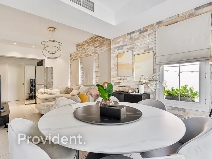 Villa - Provident Estate