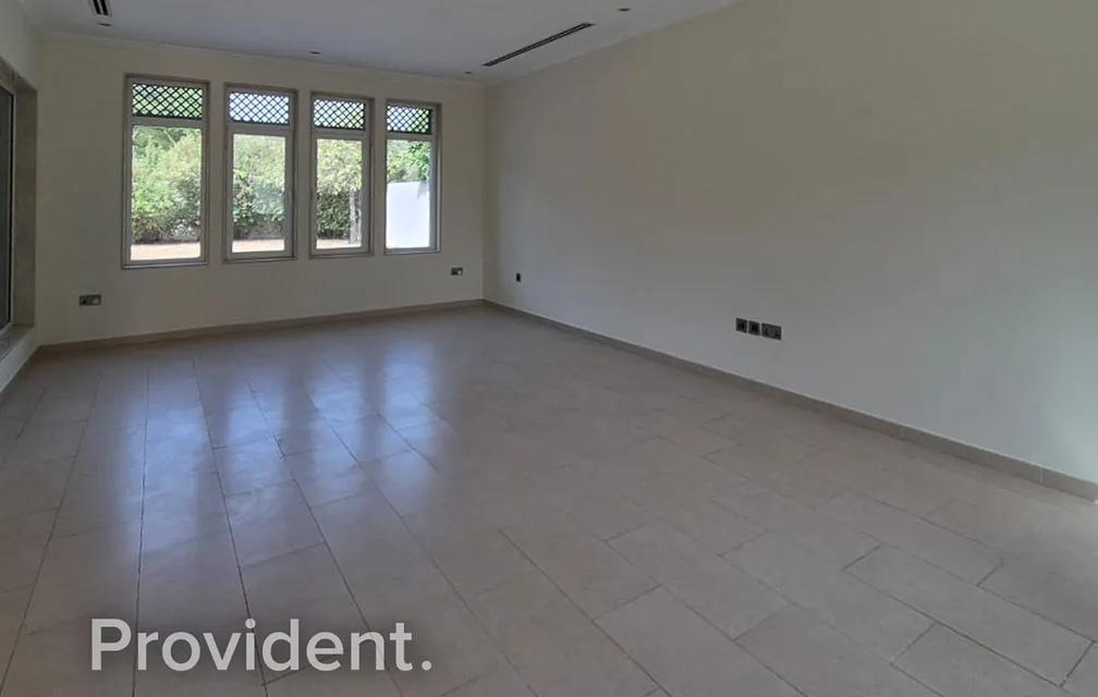 Villa - Provident Estate