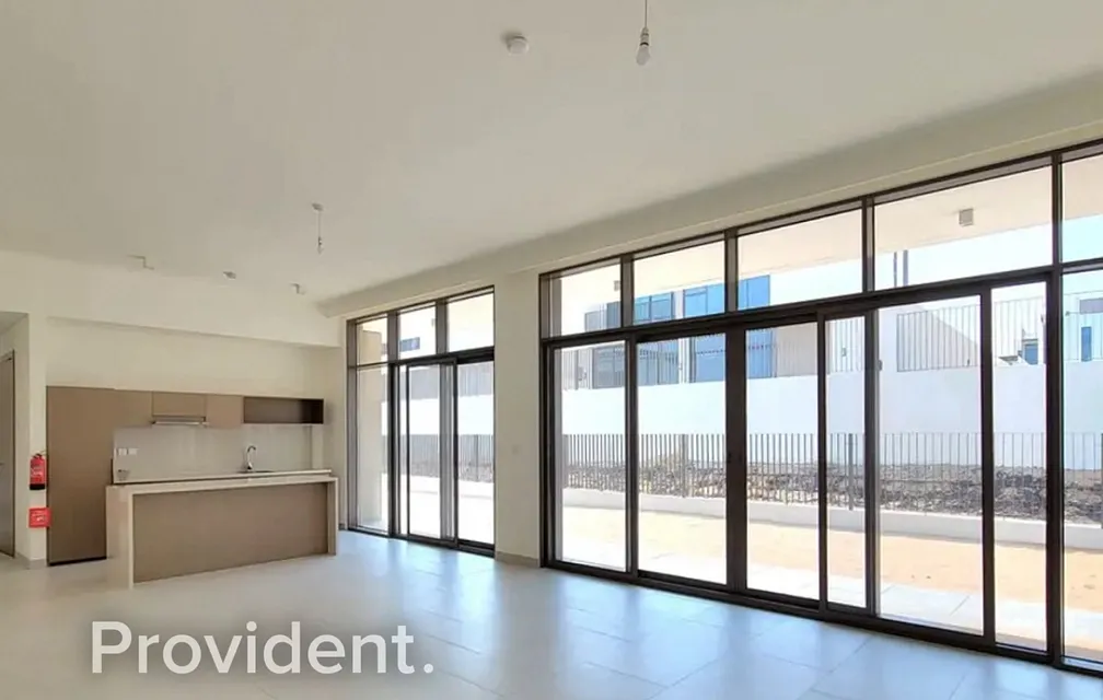 Villa - Provident Estate