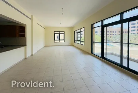 Apartment - Provident Estate