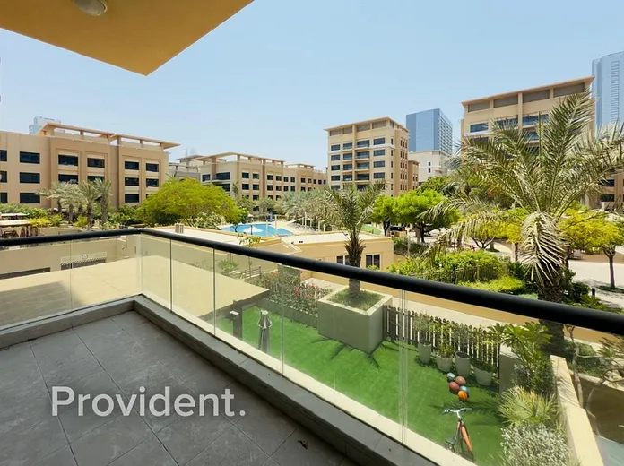 Apartment - Provident Estate
