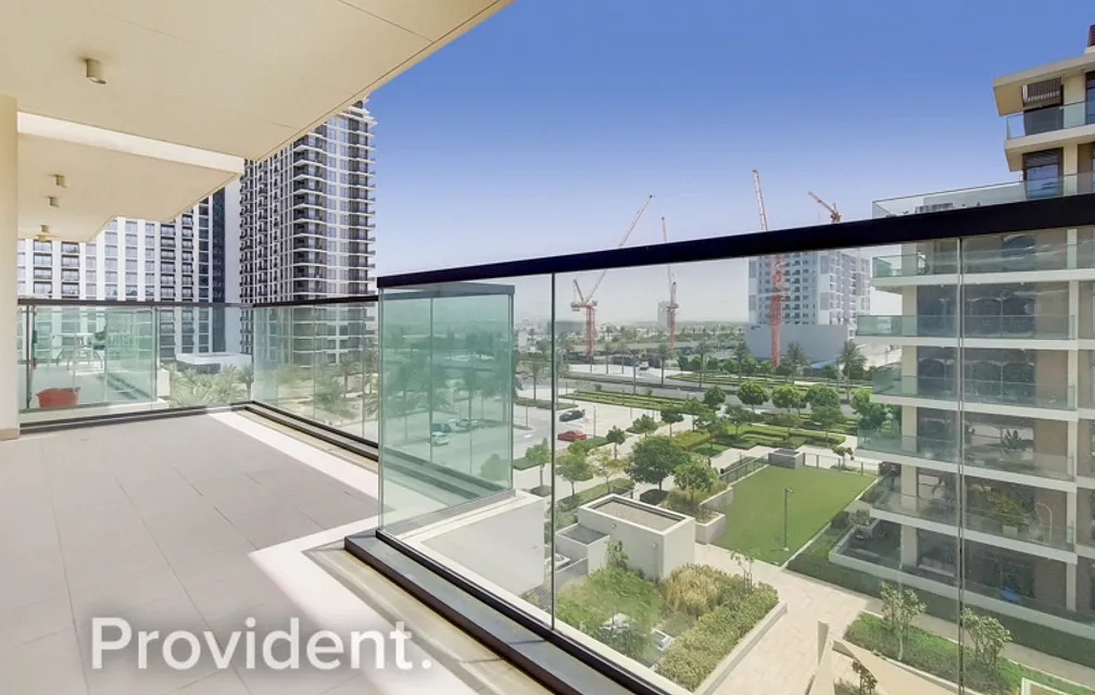 Apartment - Provident Estate