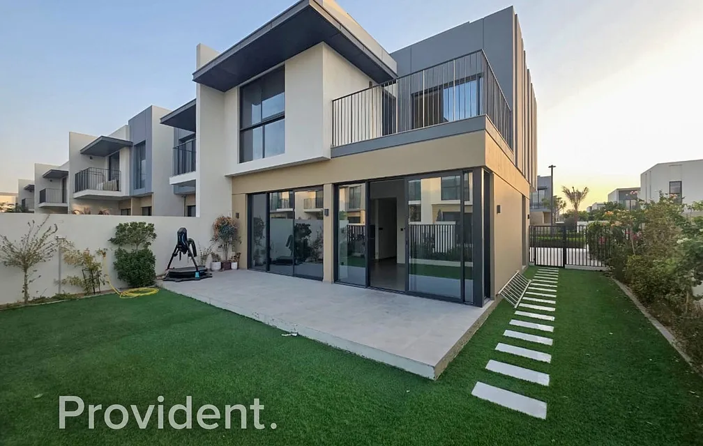 Villa - Provident Estate