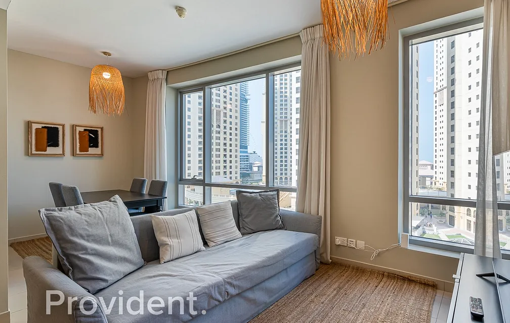 Apartment - Provident Estate