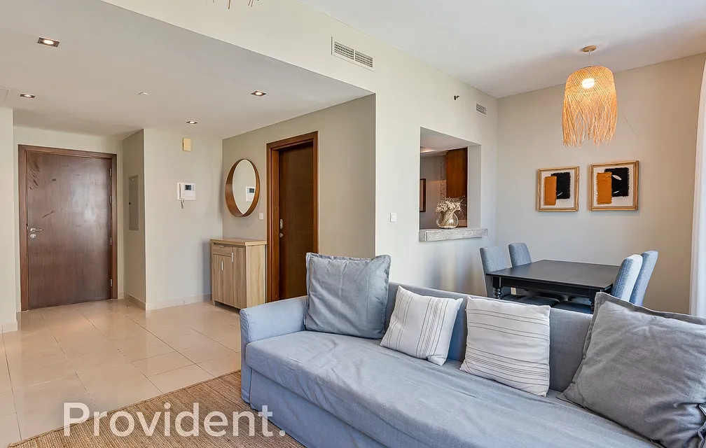 Apartment - Provident Estate