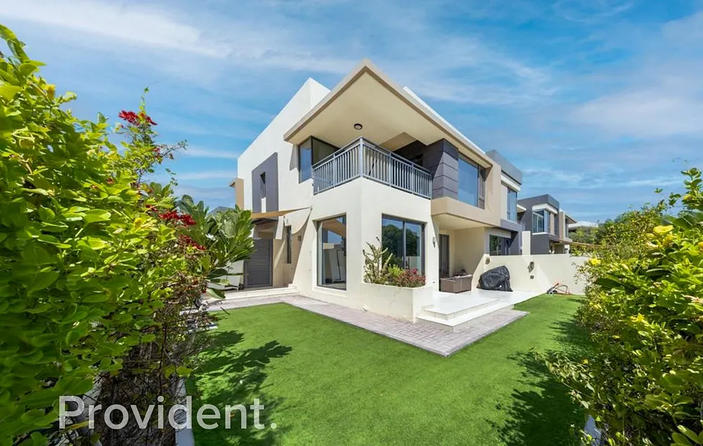 Villa - Provident Estate