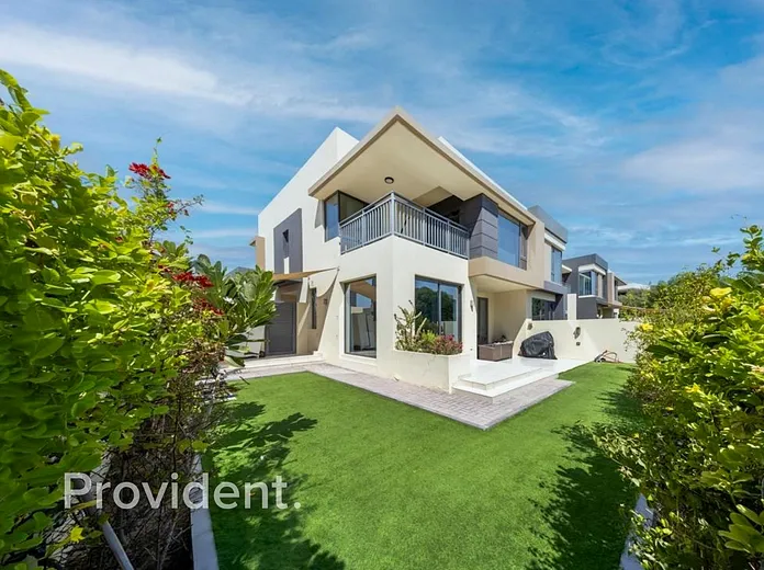 Villa - Provident Estate