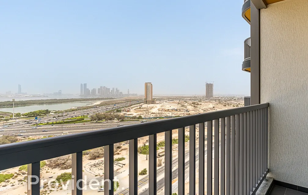Apartment - Provident Estate