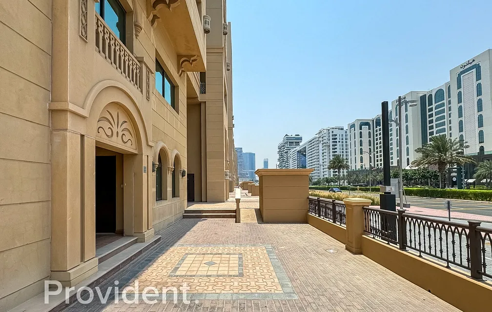 Apartment - Provident Estate