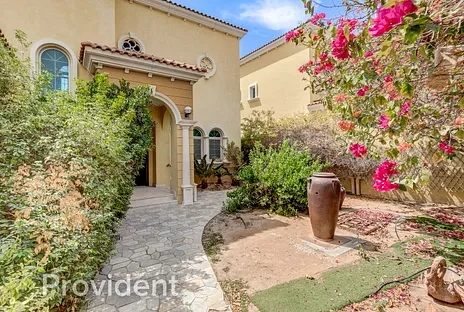 Villa - Provident Estate