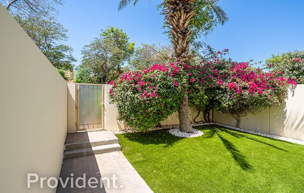 Villa - Provident Estate