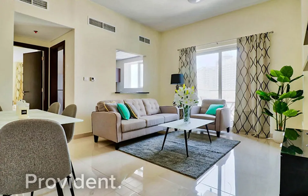 Apartment - Provident Estate