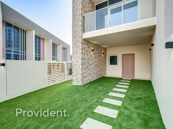 Villa - Provident Estate