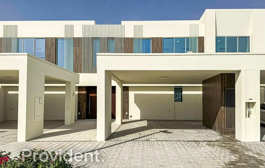 Villa - Provident Estate