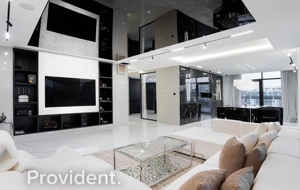 Villa - Provident Estate
