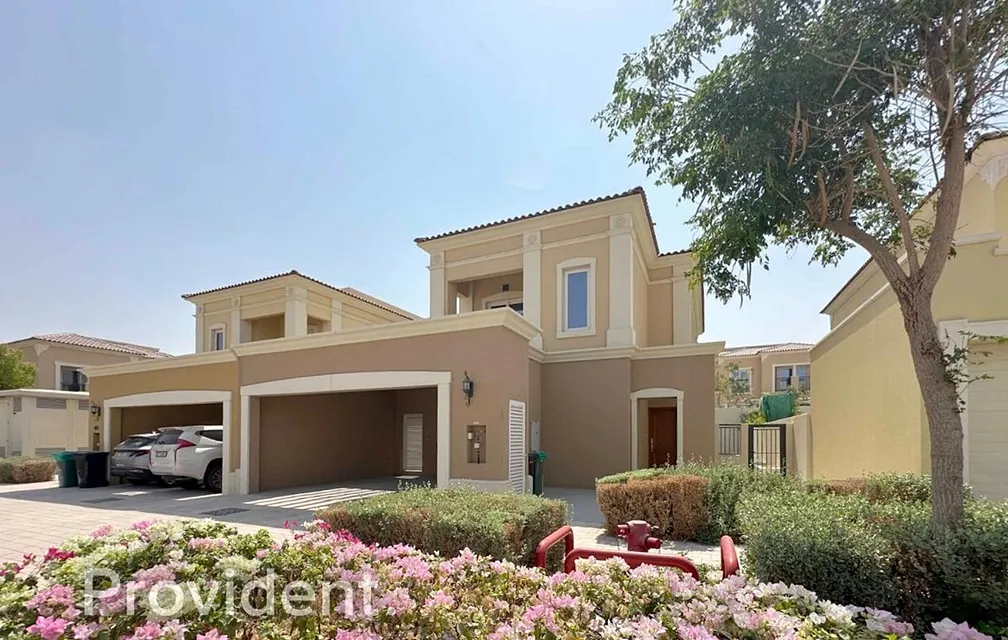 Villa - Provident Estate