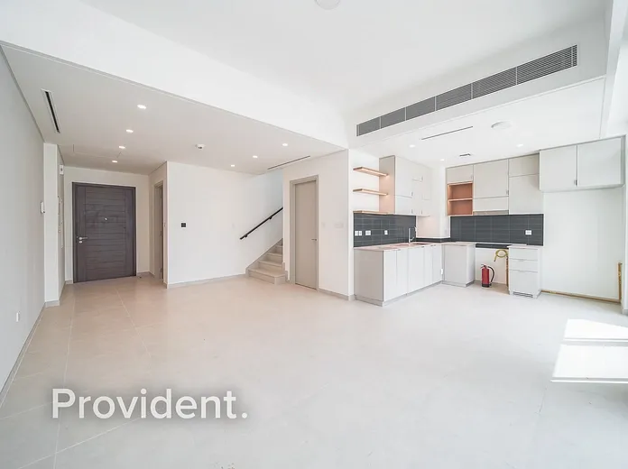 Villa - Provident Estate