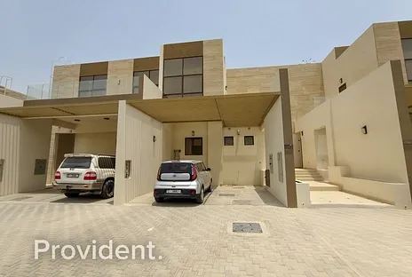 Villa - Provident Estate