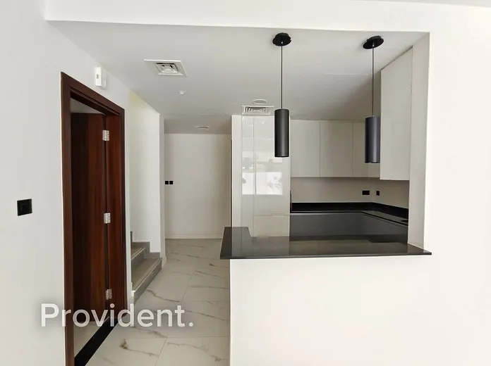 Villa - Provident Estate