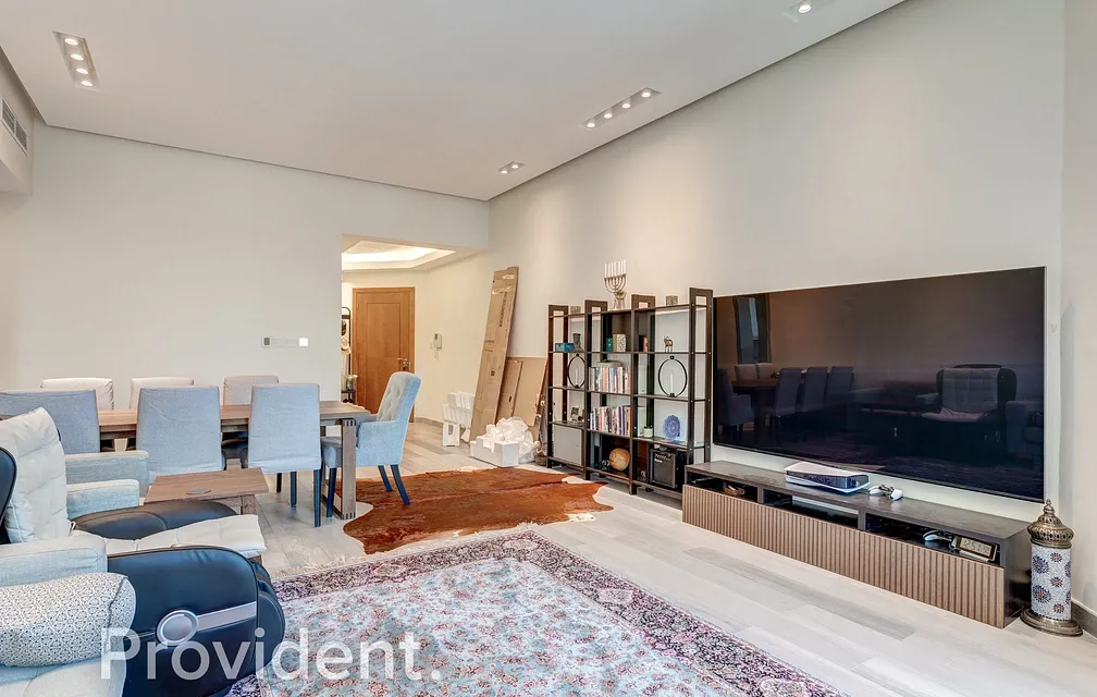 Apartment - Provident Estate