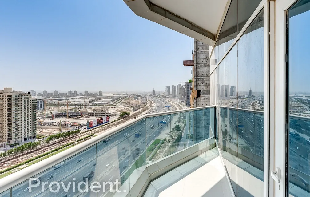 Apartment - Provident Estate
