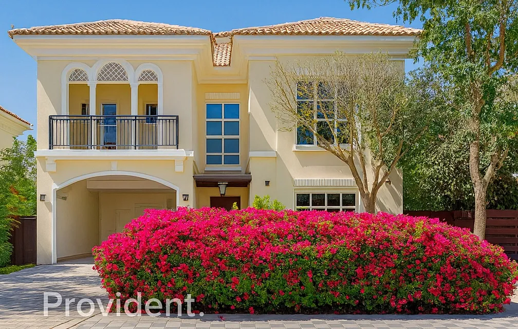 Villa - Provident Estate