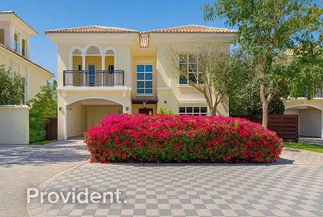 Villa - Provident Estate
