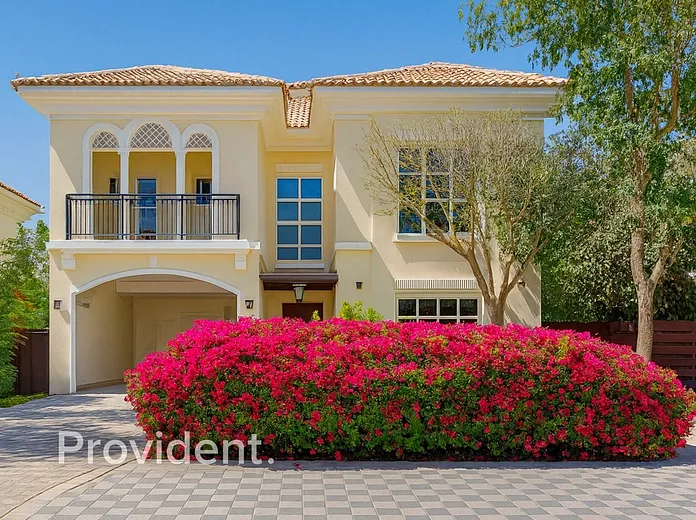 Villa - Provident Estate