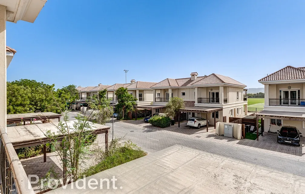 Villa - Provident Estate