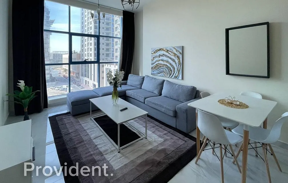 Apartment - Provident Estate