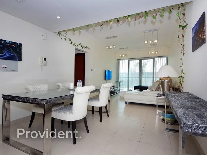 Apartment - Provident Estate
