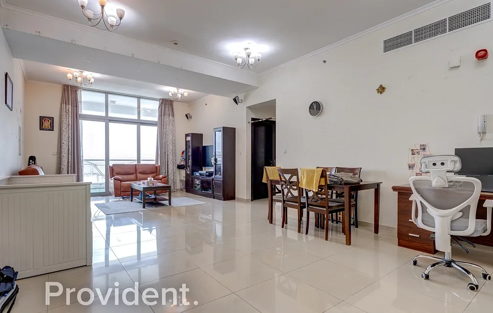 Apartment - Provident Estate