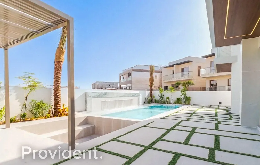 Villa - Provident Estate