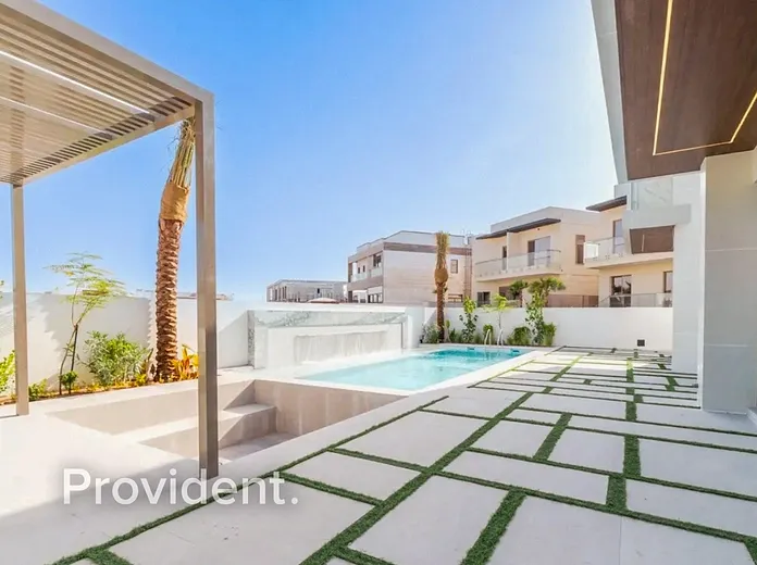 Villa - Provident Estate