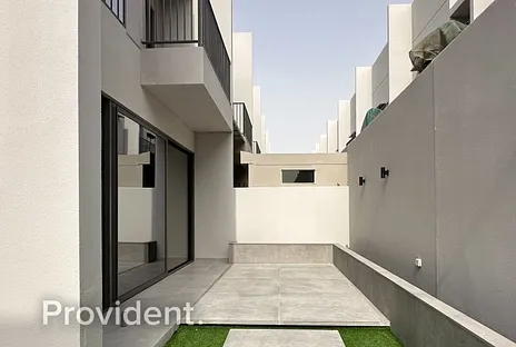 Villa - Provident Estate