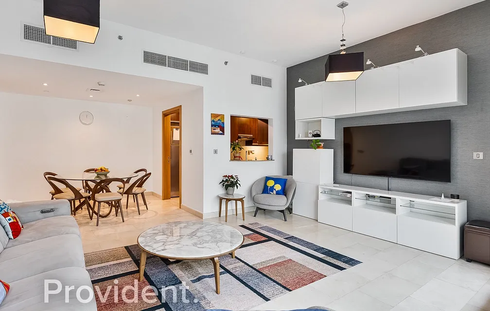 Apartment - Provident Estate