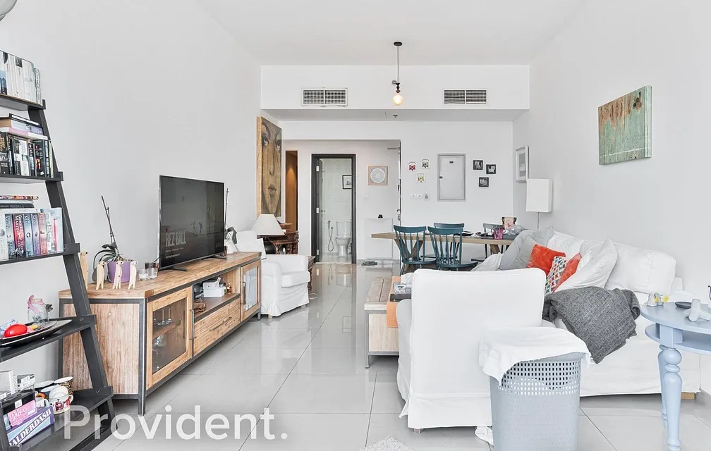Apartment - Provident Estate
