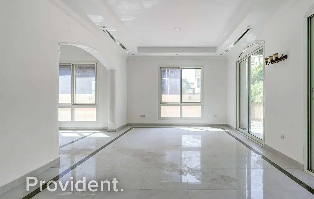 Villa - Provident Estate