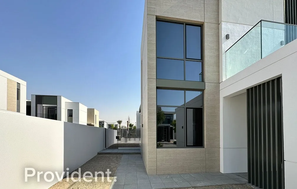 Villa - Provident Estate