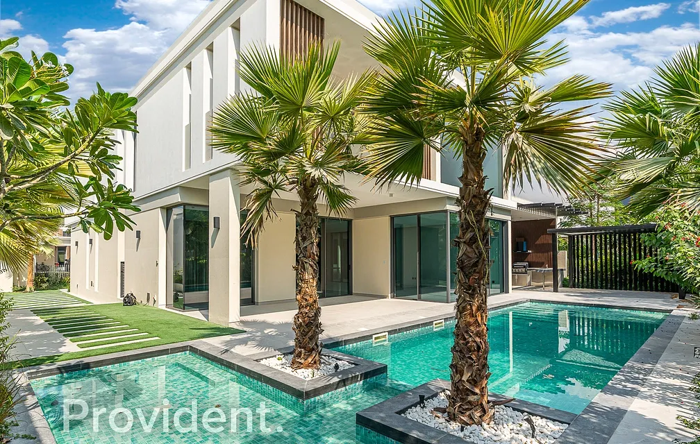 Villa - Provident Estate