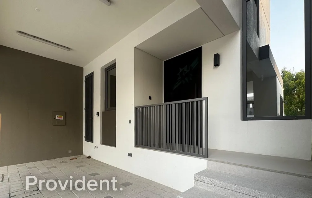 Villa - Provident Estate