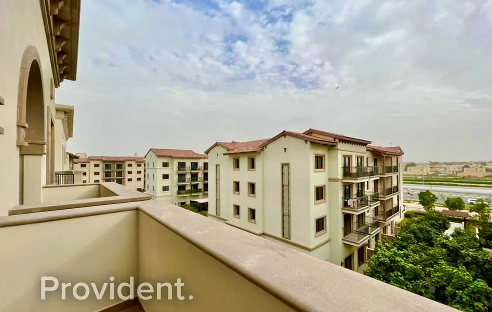 Apartment - Provident Estate