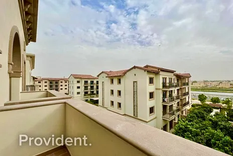 Apartment - Provident Estate
