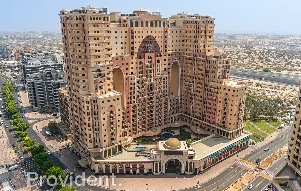 Apartment - Provident Estate