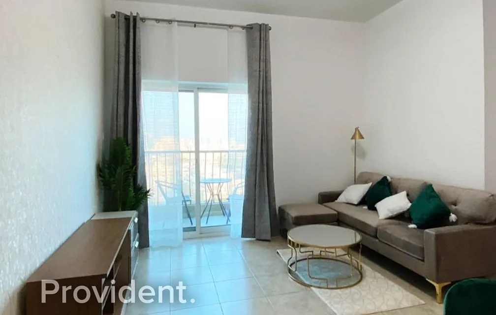 Apartment - Provident Estate